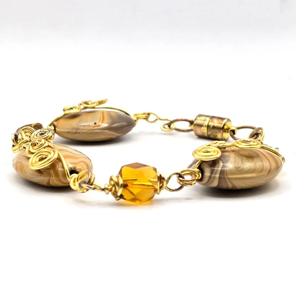 Handmade‎ Wire Wrapped Swirl Glass Bead Bracelet Gold Tone Magnetic Clasp 7